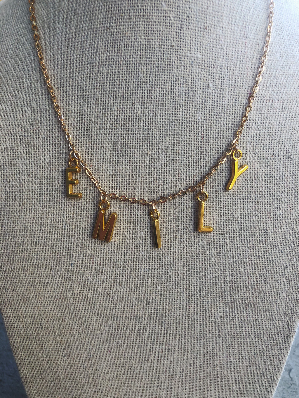 CUSTOMIZABLE NAME NECKLACE